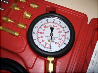 Engine Oil and Transmission Pressure Tester Gauge Diagnostic Test Kit with Adapters Case 300 PSI